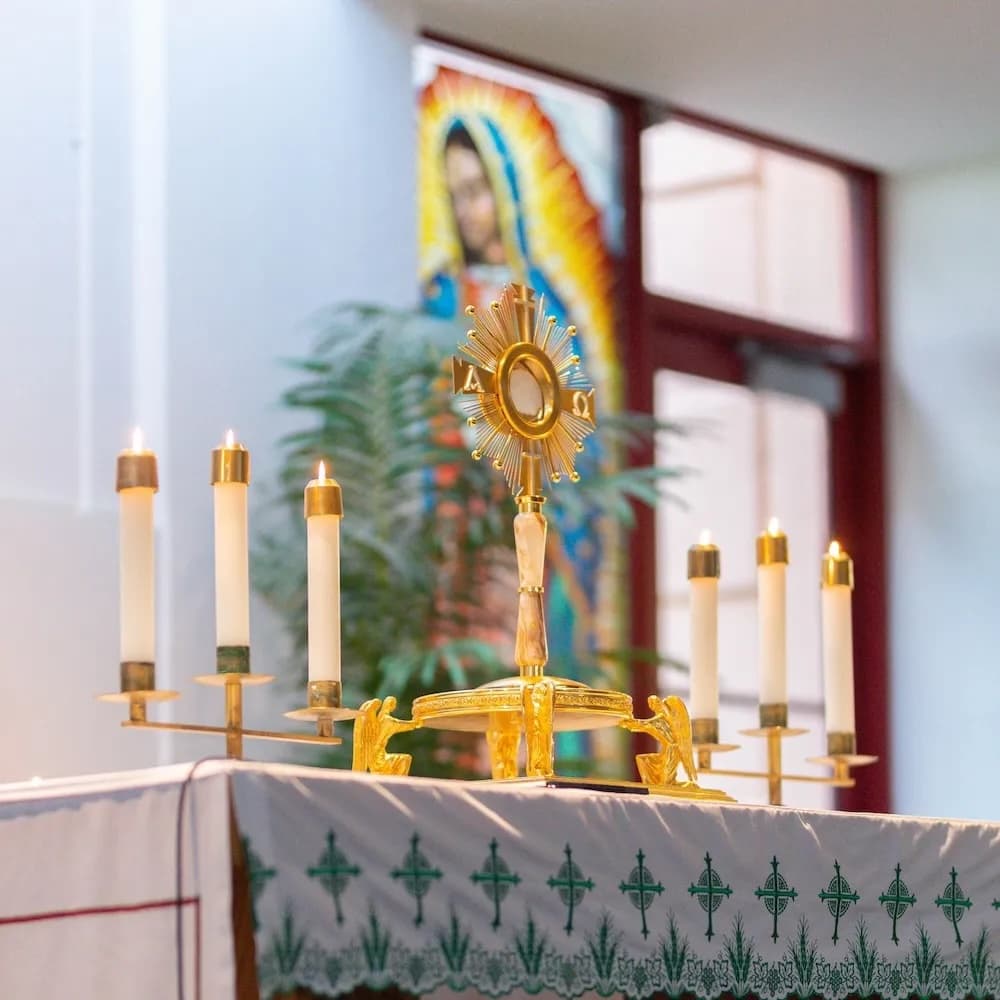 Mary's Marines - Eucharistic Adoration